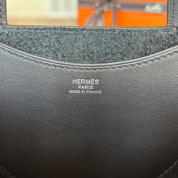 NEW 2023 Authentic Hermes In the Loop 18 Black Taurillon Leather PHW Picotin - Picture 7 of 10